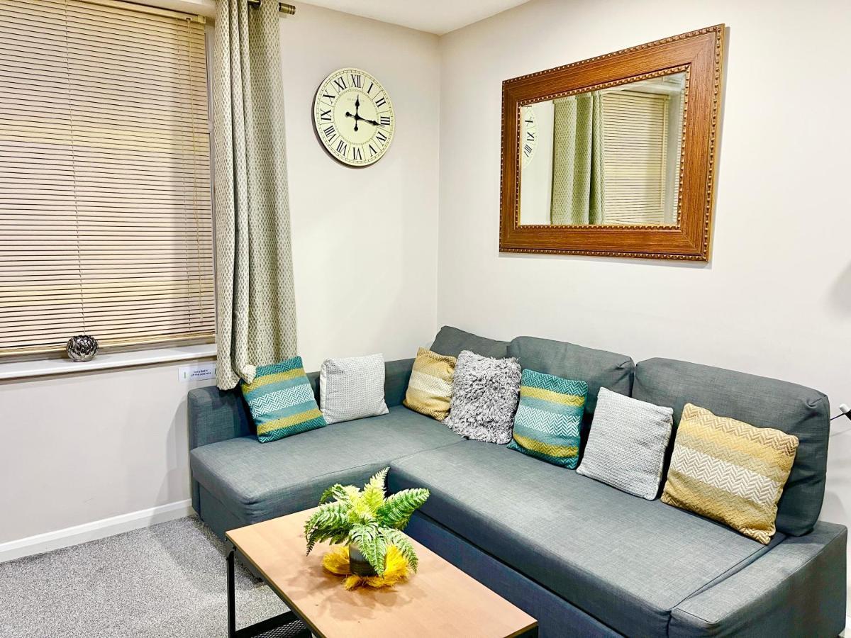 דרטפורד Ar-Rahman, 1 Bed Room And 1 Living Room Apartment מראה חיצוני תמונה